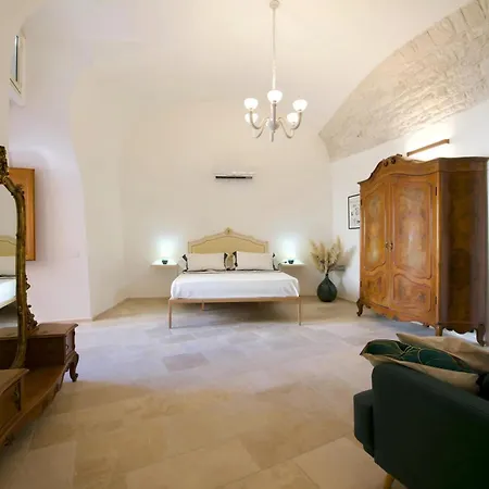 Casa vacanze Semper Invictus - Palazzo Framarino Dei Malatesta - Xiv Century Giovinazzo